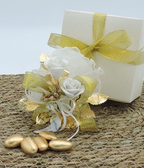 Bomboniera nozze oro con rose