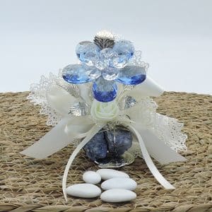 Bomboniera matrimonio con fiore in cristallo fatto a mano montato su pietra minerale a scelta. La bomboniera con cristallo