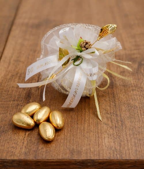 Bomboniera nozze d'oro con calla e confetti