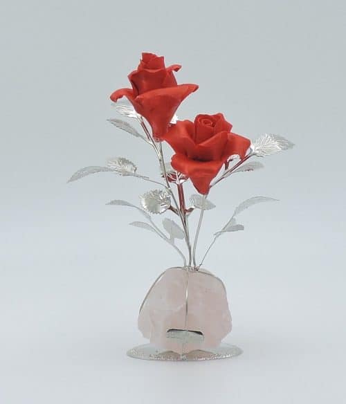 rose-rosse-argento-e-porcellana