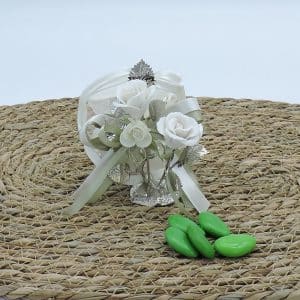 Bomboniera per nozze di smeraldo con rose