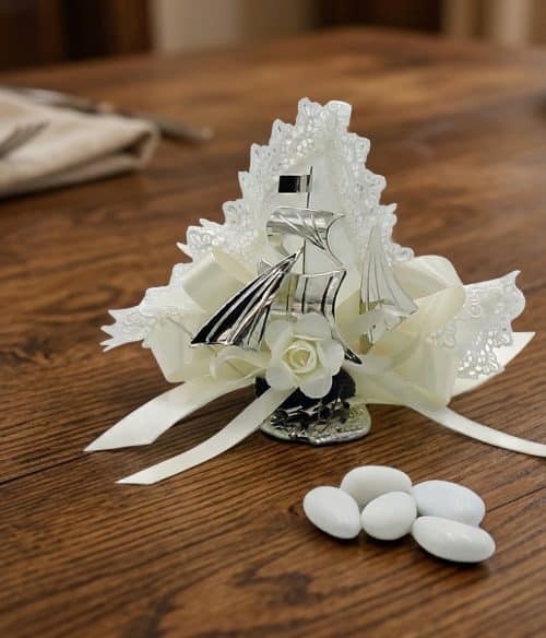 Bomboniera matrimonio con veliero fatto a mano