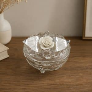 Idea regalo portacioccolatini in vetro decorato con argento