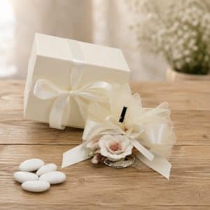 bomboniera matrimonio portafoto con porcellana capodimonte