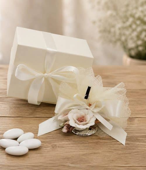 bomboniera matrimonio portafoto con porcellana capodimonte