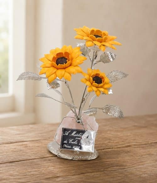 Bouquet di girasoli con dedica su quarzo rosa