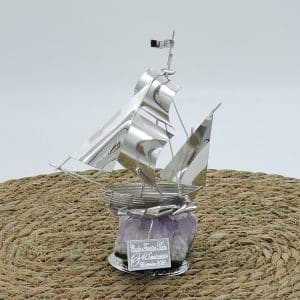 Veliero con incisione