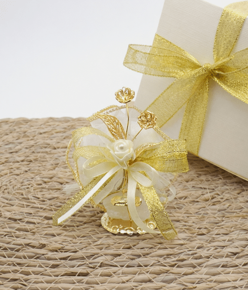 Bomboniera nozze d'oro con fiori in filigrana