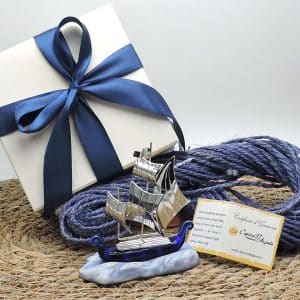 Bomboniera veliero artigianale con scafo in vetro