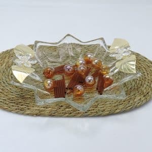 Centrotavola con fiori in cristallo e oro