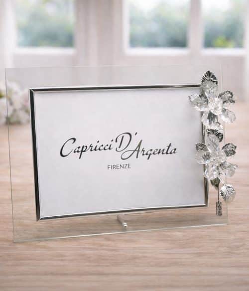 cornice in vetro con fiori decorativi in cristallo