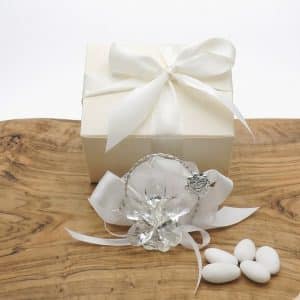 Bomboniera matrimonio con fiore in cristallo