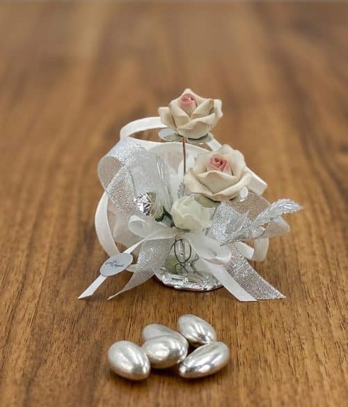 bomboniera nozze d'argento con rose in porcellana